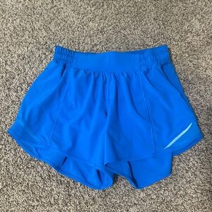 Lululemon sonic blue Hotty Hot shorts, size (4) low-rise 4 inch.